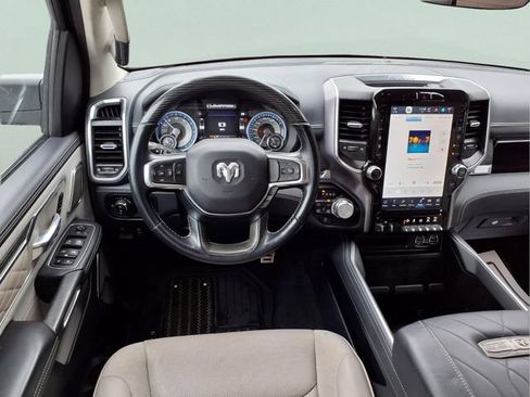 Used 2022 RAM 1500 Limited AWD/4WD image 11