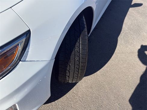 Used 2024 Chevrolet Malibu LT image 26