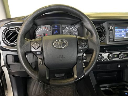 Used 2019 Toyota Tacoma SR w/ SR Convenience Package AWD/4WD image 16