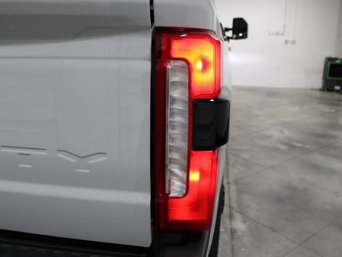 New 2026 Ford F250 XLT w/ XLT Premium Package AWD/4WD image 30