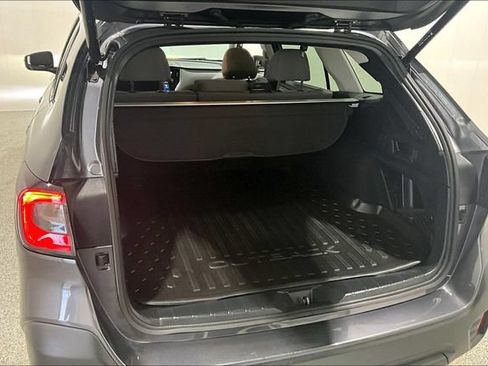 Used 2022 Subaru Outback Premium AWD/4WD image 45