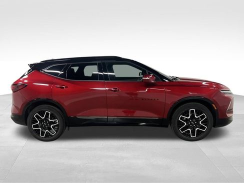 Used 2023 Chevrolet Blazer RS w/ Driver Confidence II Package AWD/4WD image 2