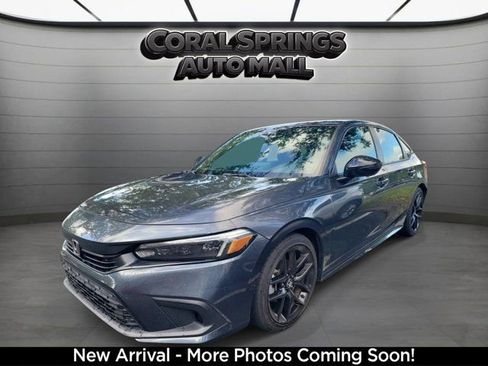 Used 2024 Honda Civic Sport image 2