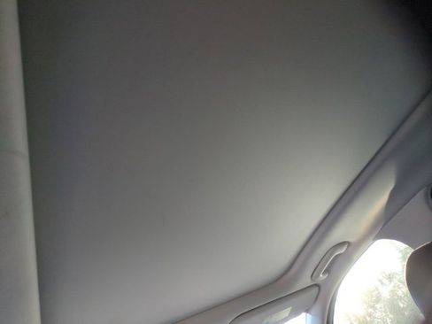 Used 2021 Kia Sorento EX image 18