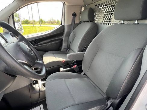Used 2017 Nissan NV200 SV w/ Back Door Glass Package FWD image 15
