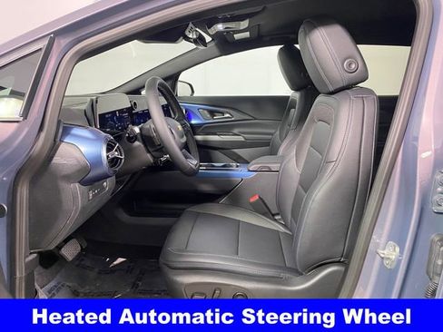 Certified 2026 Chevrolet Equinox EV LT FWD image 11