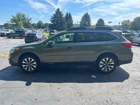 Used 2016 Subaru Outback 2.5i Limited AWD/4WD image 7