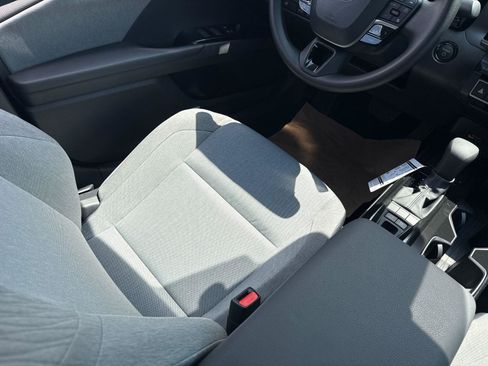 Used 2026 Toyota Camry LE FWD image 27
