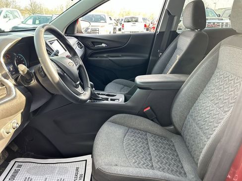 Used 2024 Chevrolet Equinox LT image 19