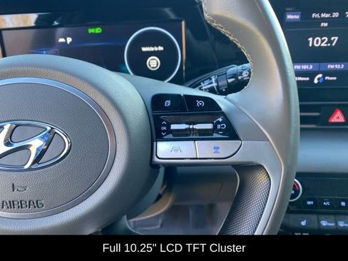 Used 2022 Hyundai Elantra SEL w/ Convenience Package image 17