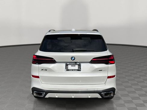 New 2026 BMW X5 sDrive40i image 4