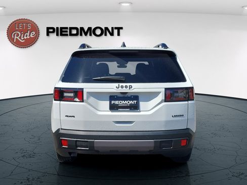 New 2026 Jeep Cherokee Laredo AWD/4WD image 7