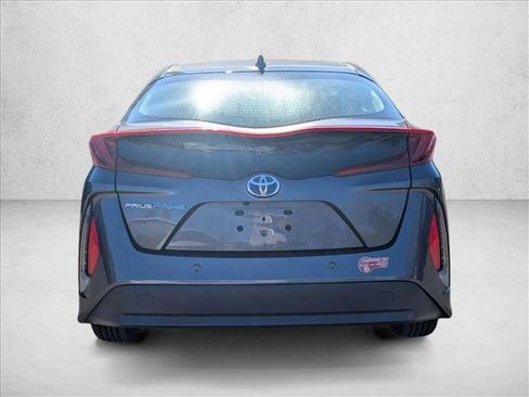 Used 2017 Toyota Prius Prime Advanced image 7