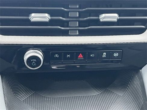 New 2026 Ford Explorer Active w/ Active Comfort Package image 21