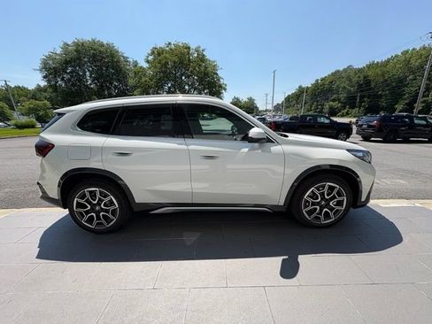 New 2026 BMW X1 xDrive28i w/ Technology Package AWD/4WD image 6