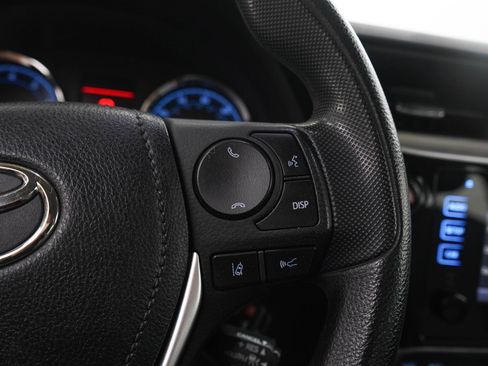 Used 2017 Toyota Corolla LE FWD image 23