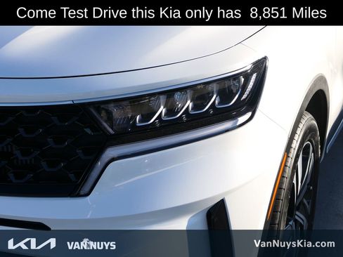 Used 2023 Kia Sorento EX image 8