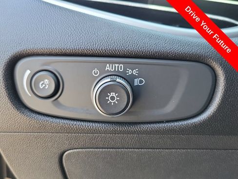 Used 2018 Chevrolet Malibu LS FWD image 16