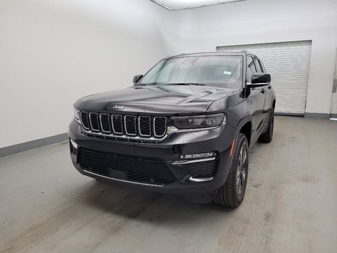 Used 2022 Jeep Grand Cherokee Limited 4xe w/ Luxury Tech Group II image 15