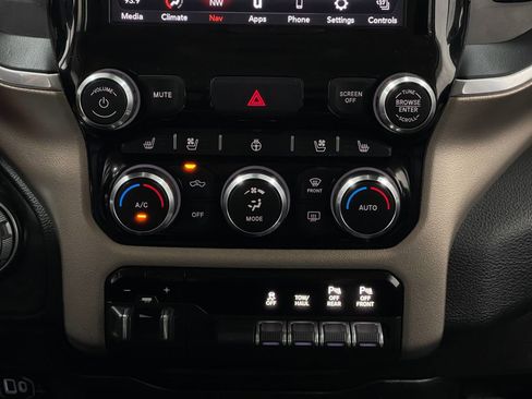 Used 2020 RAM 1500 Laramie image 25