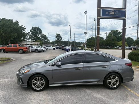 Used 2018 Hyundai Sonata Sport FWD image 1