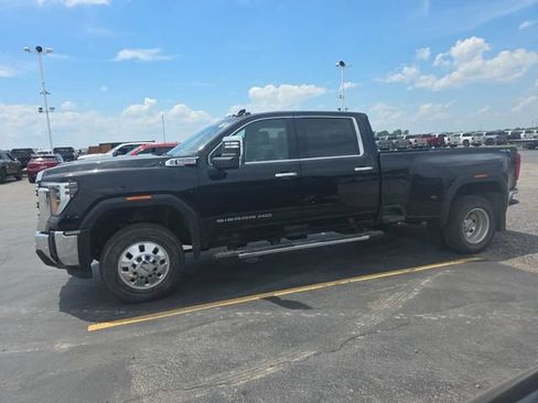 Used 2024 GMC Sierra 3500 SLT w/ SLT Premium Package AWD/4WD image 2