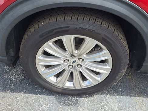 Certified 2021 Ford Explorer Limited w/ Hybrid Equipment Group 310A image 8