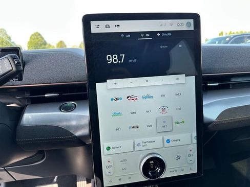 Used 2022 Ford Mustang Mach-E GT image 26