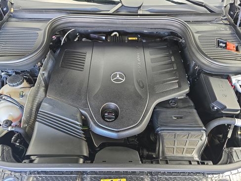 Certified 2024 Mercedes-Benz GLS 450 4MATIC w/ AMG Line Exterior image 32