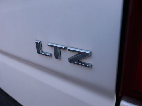 Used 2022 Chevrolet Silverado 1500 LTZ w/ Safety Package II image 29