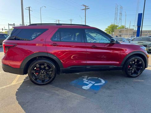 Used 2020 Ford Explorer ST w/ ST High-Performance Pack AWD/4WD image 4