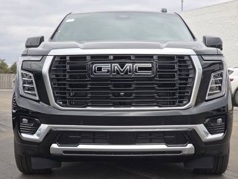 New 2026 GMC Yukon Denali w/ Denali Reserve Package image 19