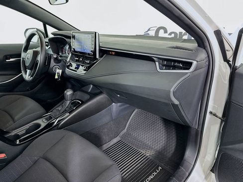 Used 2020 Toyota Corolla SE image 32