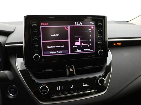 Used 2021 Toyota Corolla LE image 20