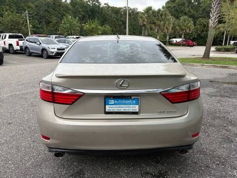 Used 2015 Lexus ES 350 w/ Premium Package FWD image 5