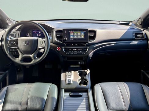 Certified 2023 Honda Passport TrailSport image 33