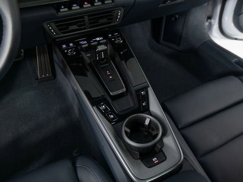 Certified 2026 Porsche 911 Carrera S image 33