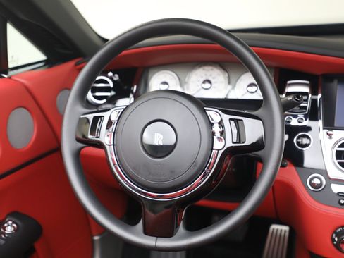 Certified 2020 Rolls-Royce Dawn RWD image 38