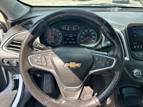 Used 2020 Chevrolet Malibu RS FWD image 16