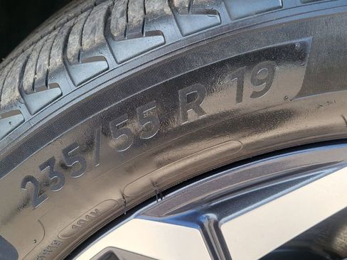 Used 2024 Hyundai Tucson Limited image 17