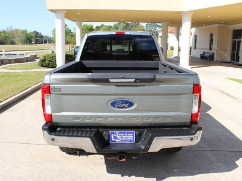Used 2019 Ford F250 Lariat w/ Lariat Value Package image 14