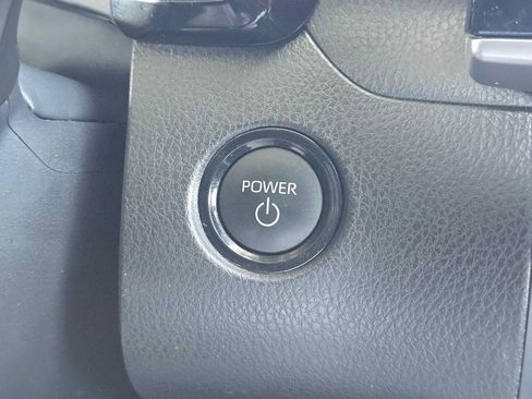 Used 2026 Toyota Camry SE FWD image 31