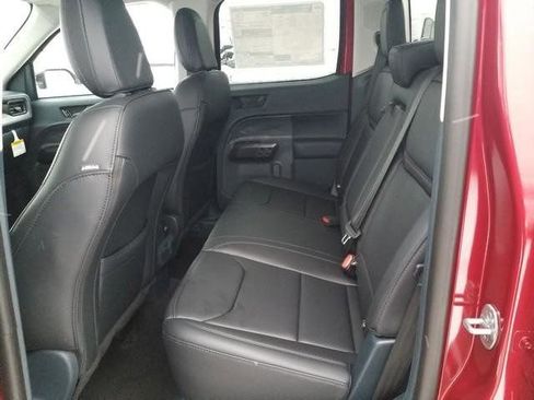 New 2025 Ford Maverick Lariat w/ Black Appearance Package image 19