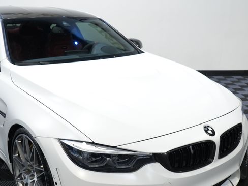 Used 2020 BMW M4 Coupe w/ Competition Package RWD image 12