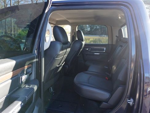 Used 2017 RAM 1500 Laramie image 13