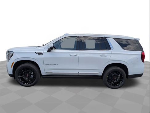 New 2026 GMC Yukon Denali w/ Denali Reserve Package AWD/4WD image 7
