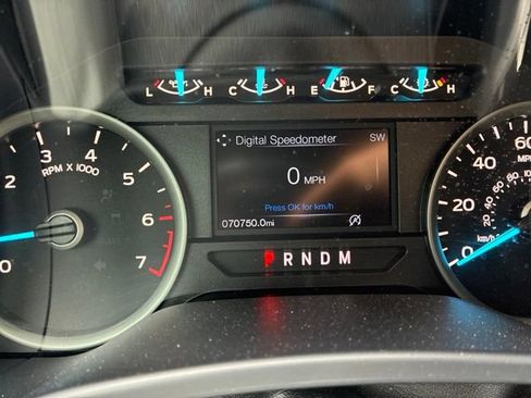 Used 2019 Ford F150 XLT w/ Equipment Group 302A Luxury AWD/4WD image 12