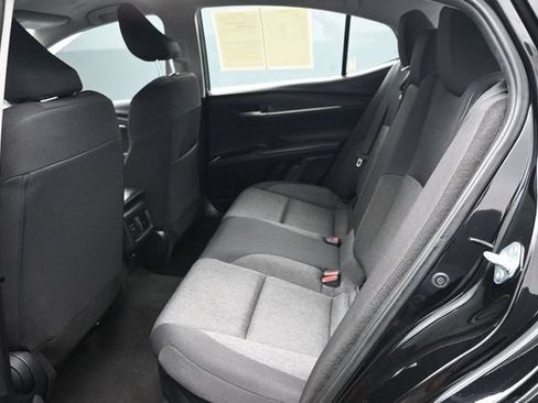 Used 2025 Toyota Camry LE FWD image 10