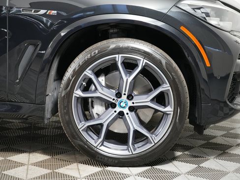 Used 2022 BMW X5 xDrive45e w/ M Sport Package image 40