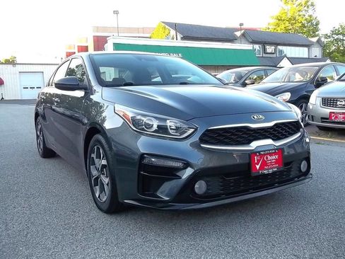 Used 2019 Kia Forte LXS FWD image 4